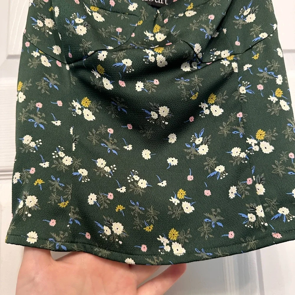 Floral Green Camisole Top - Picture 4 of 5